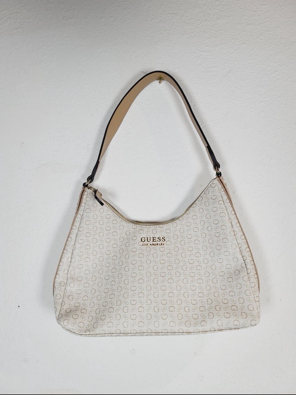 GUESS White Logo Shoulder Bag